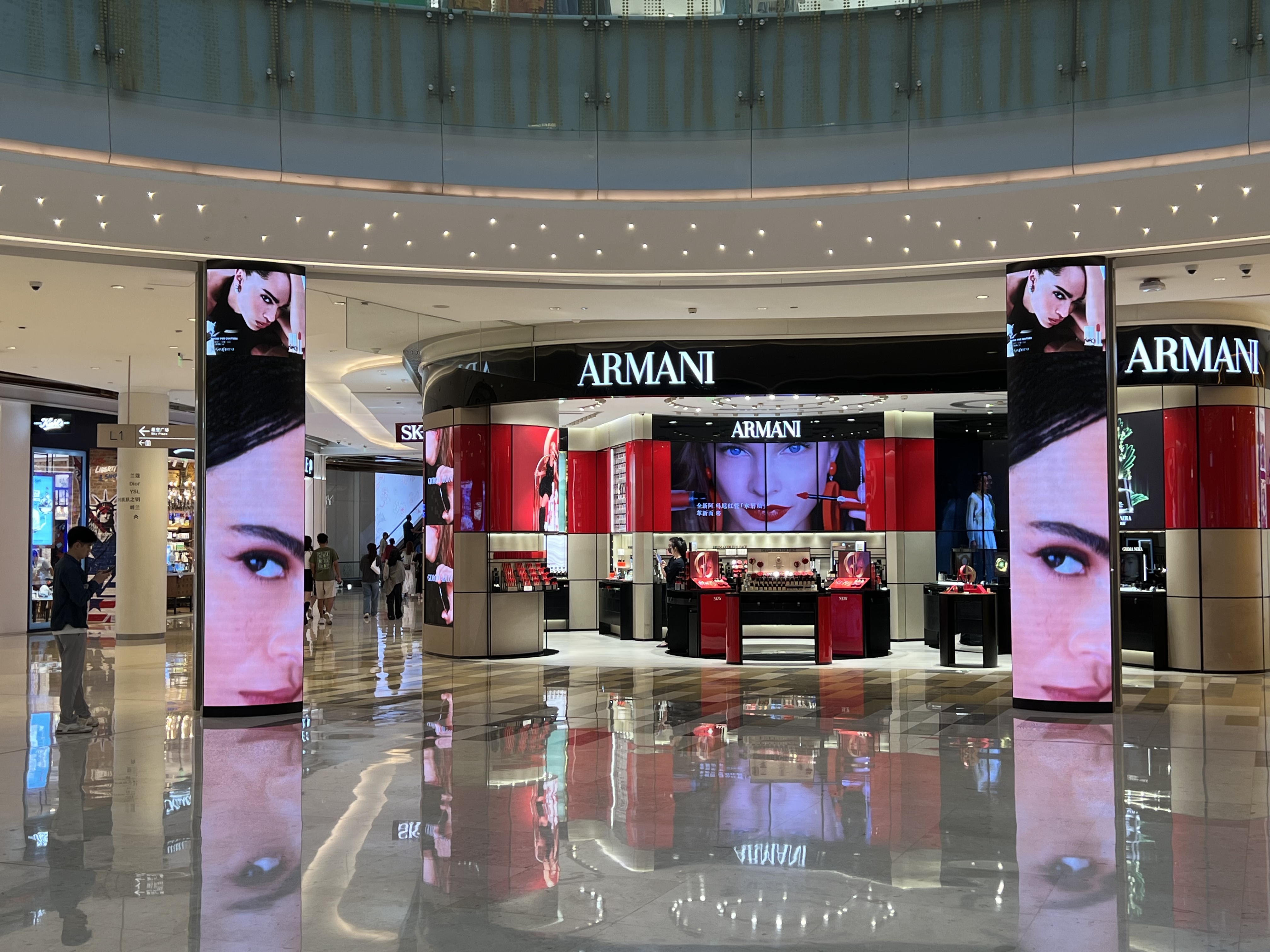 星河COCO park 8個(gè)柱子屏  軟模組 61m2